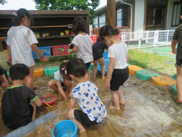 保護中: 水遊び＆泥んこ遊び！